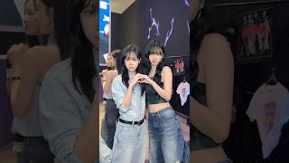 Download lagu 🫶 for you #aespa #KARINA #WINTER #shorts mp3 Download lagu 🫶 for you #aespa #KARINA #WINTER #shorts mp3