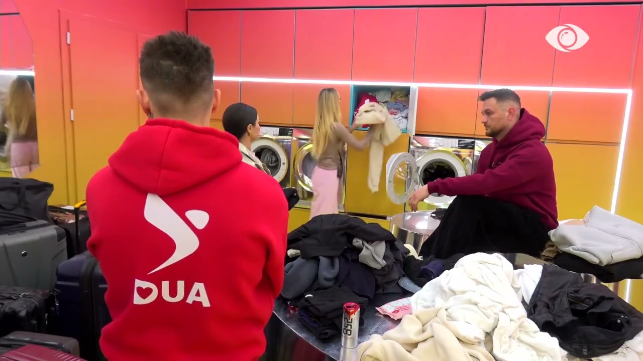 Merru me Selin që nuk ta var/ Debat mes Juelës dhe Gimbos