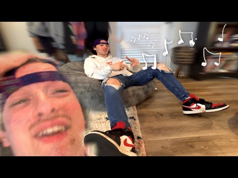 POV: Your friend with horrible music taste "puts you on"