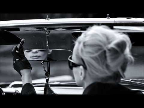 Pepe and Bottle Blondes - Lo Dudo