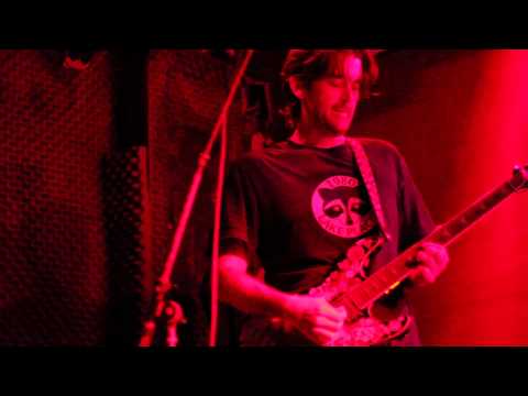 Sick Dog - Toys In Trouble (live)