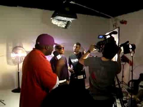 Ace & Vis Feature in Wretch 32's Be Cool Music Video