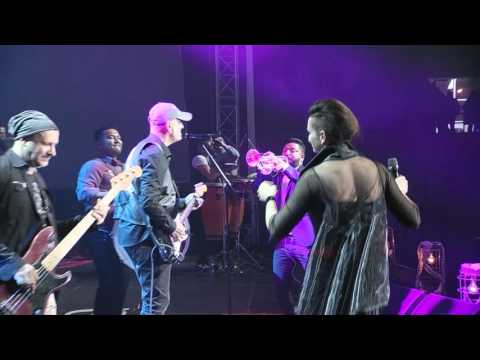 LUBOYNA & VLATKO STEFANOVSKI - SKOPJE (ARENA BORIS TRAJKOVSKI 2015)