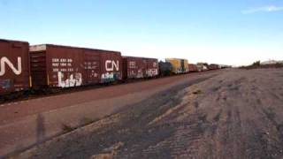 preview picture of video 'Westbound BNSF Freight through Daggett, CA.'