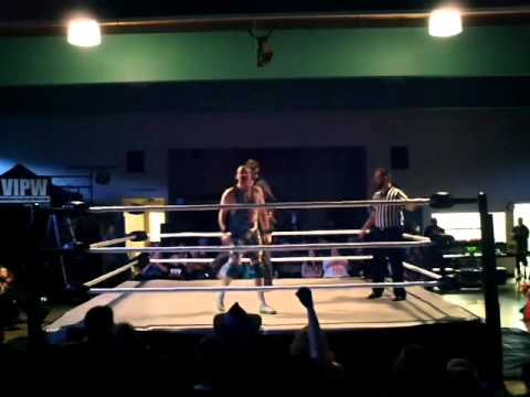 "Dastardly" Danni Deeds vs Cremator Von Slasher - VIPW