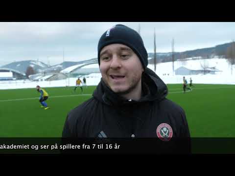 Lillehammer fotball - Cosmo, Russel Hullet
