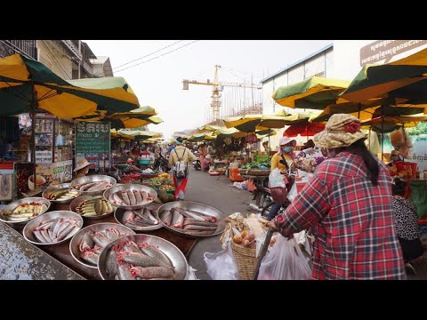 Morning Market Scenes - Amazing Street Food At Century Plaza Market @ Pochentong Phnom Penh