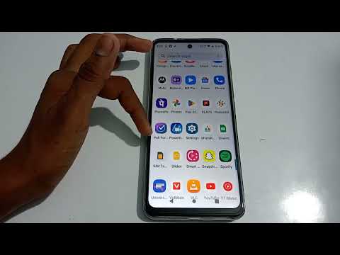 how to discrees display size in motorola g31 mobile