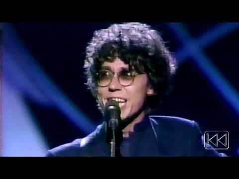 World Party- Put the Message in the Box (Live at 1990 MTV Video Music Awards)