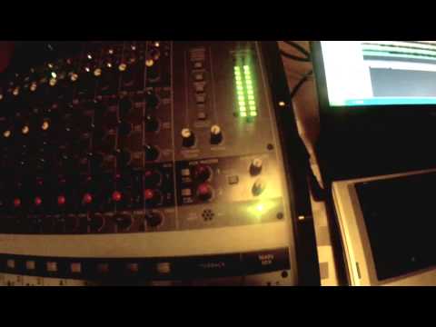 Mackie Onyx 1220 with Firewire Card, for sale on ebay Austra