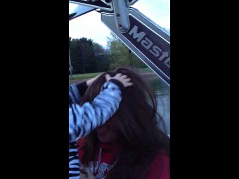 Edna Grace plays "Pretty"