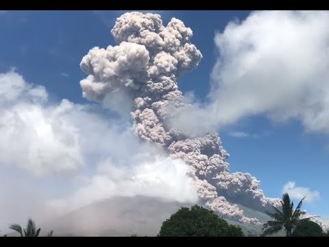 BREAKING Mayon Volcano Philippines RING OF FIRE Explodes spews Lava & Ash January 23 2018 News Video