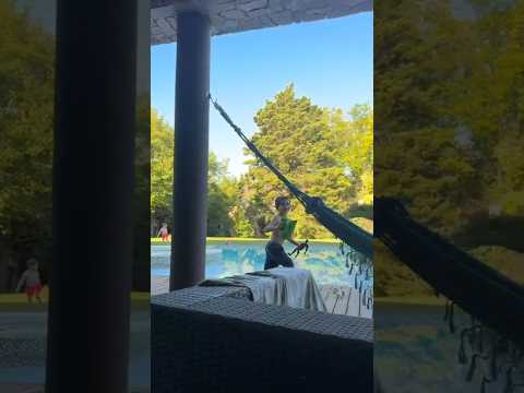 Gino corriendo alrededor de la pileta Ituzaingó Provincia de Buenos Aires 7/2/26