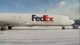 preview picture of video 'Fedex Plane Lands at Merrill Field in Anchorage Alaska'