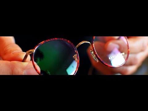 A fábrica dos óculos de John Lennon - Savile Row Eyewear/ Algha Works