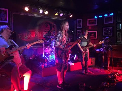 Crazy Fingers "Stones~Bones~Dark Star~Iceberg~Other One~Playin'" The Funky Biscuit, 8-11-2016