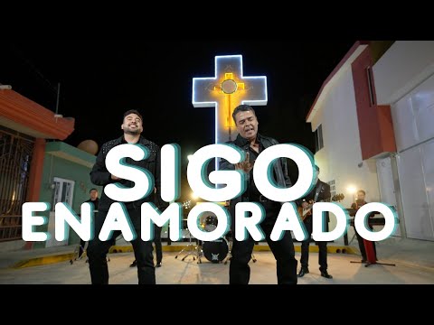 Dinastia Romo y Saul Sosa - Sigo Enamorado (Video Oficial) | Discos America
