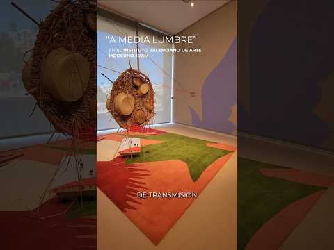 El IVAM propone su historia del arte contemporáneo a través de 500 obras: de los grandes nombres a carteles hoy icónicos