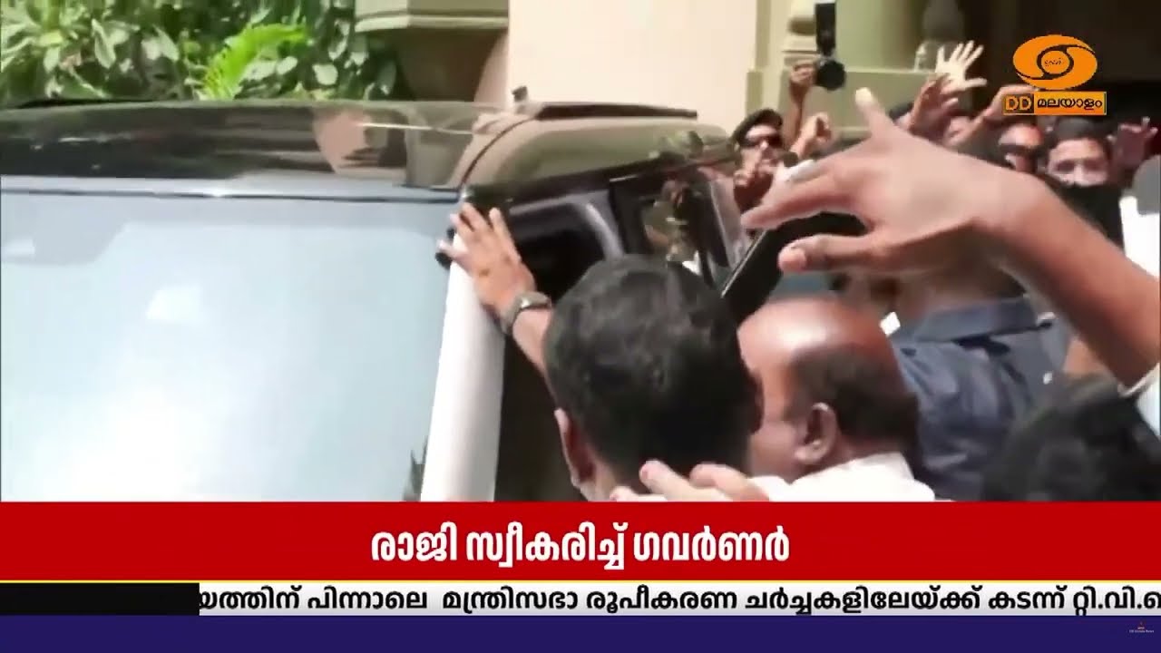 തമിഴ്നാട് മുഖ്യമന്ത്രി എം .കെ സ്റ്റാലിൻ രാജിവെച്ചു
