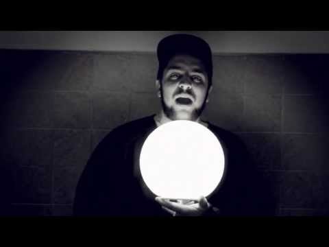 Grasime + Kram aus der Ecke - Affenkäfig