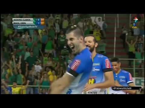 Luan Weber fazendo uma china do fundo