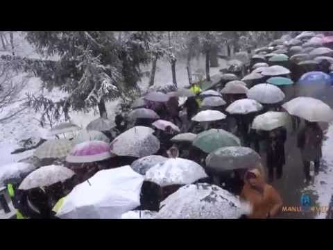 PAGANICA 2015  : Processione in onore della Madonna d'Appari  by Emmanuel Ntawizera