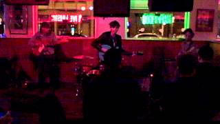 Howler -- Beach Sluts