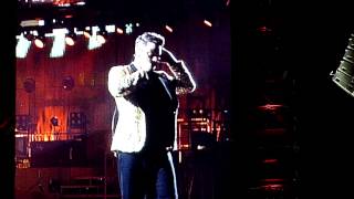 Robbie Williams - Me And My Monkey
