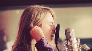 Will Heard &amp; Cara Delevingne - &#39;Sonnentanz&#39; (Sun Don&#39;t Shine) Acoustic Session