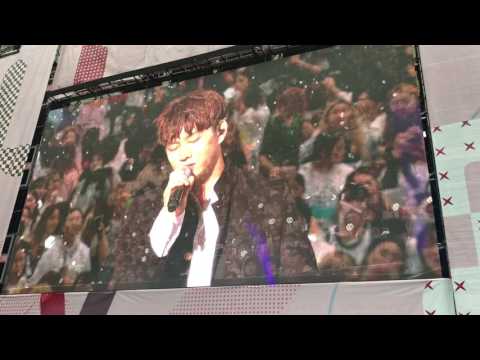 170708 SMTOWN Heechul Baekhyun (screen)