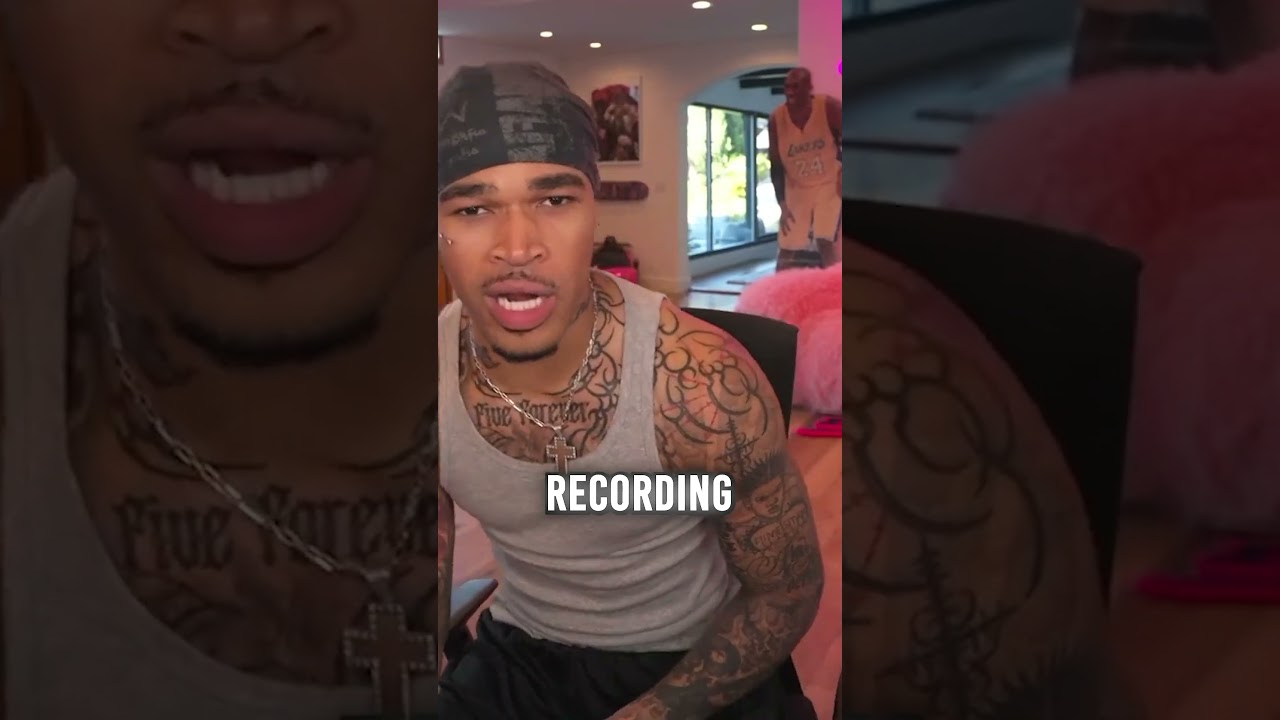 PlaqueBoyMax Launched A Fan's Phone At Rolling Loud   😂