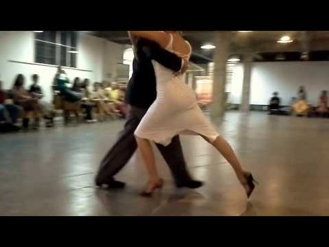 Theddy y Pamela - Vals - Milonga Callejera 11 02 2017 21
