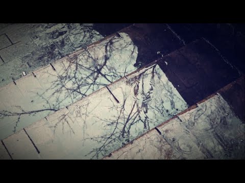 Alt F4 - Po schodech dolů