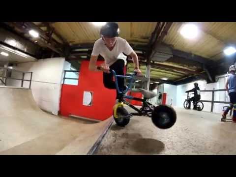 BOUNCE MINI BMX - NO-NONSENSE
