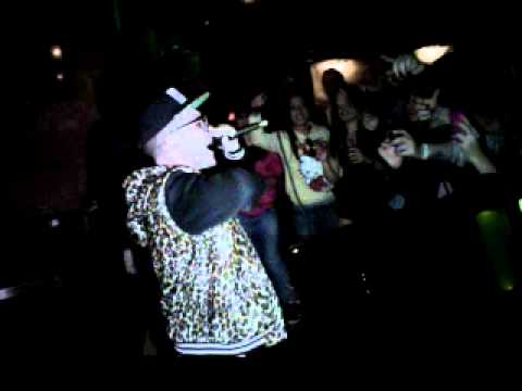 JHOTA BOY COLOR CANTANDO VUELVE EN DIRECTO EN KAOTIK SABADELL !!!