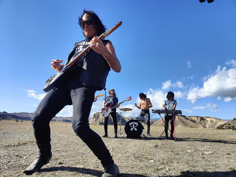 The Fuzztones - "Barking Up The Wrong Tree"