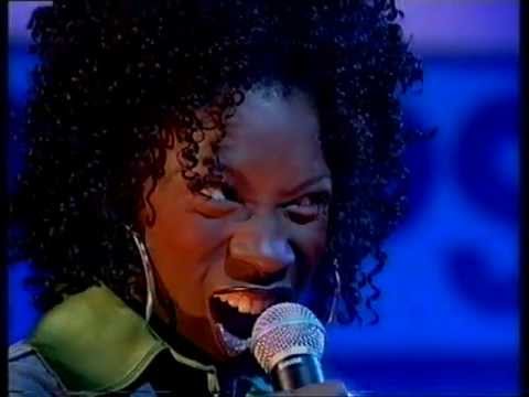 Tom Jones and Heather Small - You Need Love Like I Do - Top Of The Pops - Friday 17th November 2000