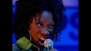 Tom Jones and Heather Small - You Need Love Like I Do - Top Of The Pops - Friday 17th November 2000