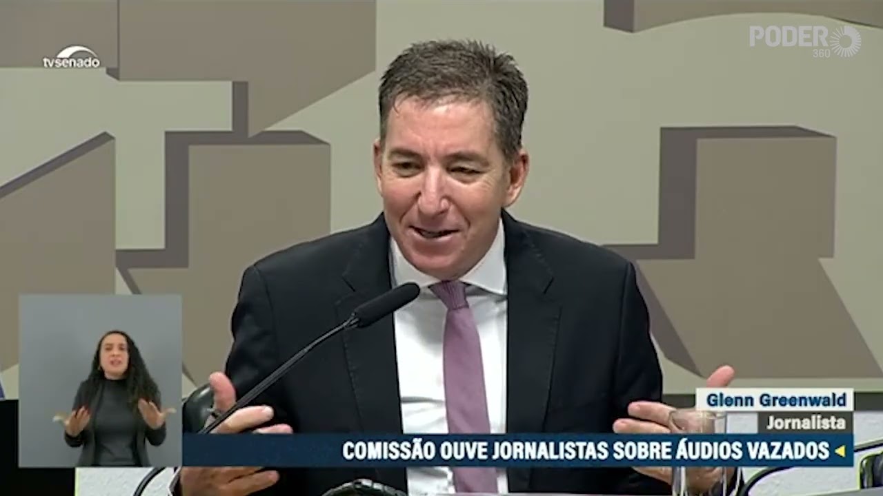 Moraes abusou dos poderes do TSE, diz Glenn Greenwald