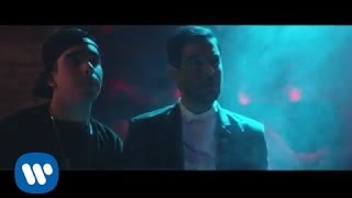 Frenesí Lyrics English Translation