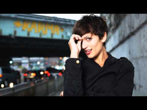 Dragonette vs Street Fighter II - Hello