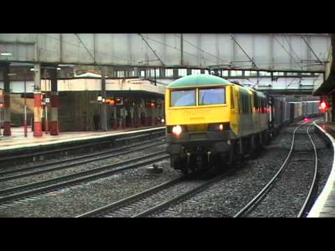 90045/(90042 DIT) 4S88 Felixstowe - Coatbridge liner at Lancaster 2/2/11 MEGA LATE