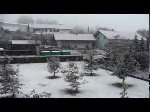 Bela snežinka - Božični zborček