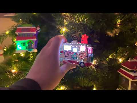 download lagu mp3 mp4 Hallmark Crazy Christmas Camper, download lagu Hallmark Crazy Christmas Camper gratis, unduh video klip Hallmark Crazy Christmas Camper