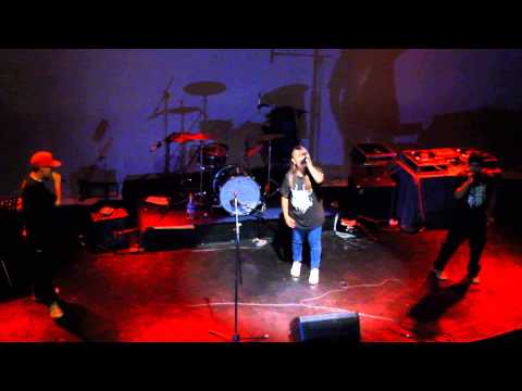 ZITAZOE EN VIVO  CON SOUL VIOLENT (PRIMERA PARTE)