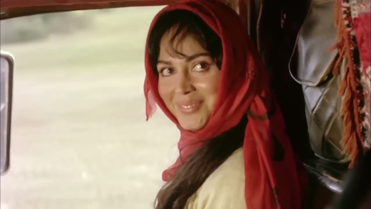 Selvi Boylum Al Yazmalım / The Girl with the Red Scarf | Trailer | #36tfm