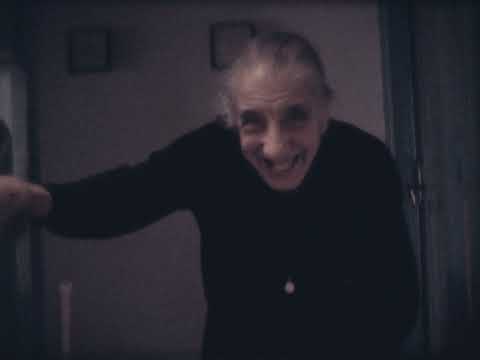 Vídeo: Casa da familia Castelao, en Rianxo, con imaxes de Teresa Castelao e Emma Tojo. 1 de setembro de 1979