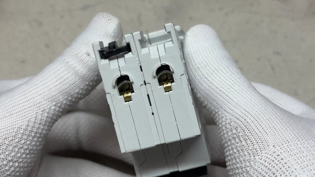 Автоматический выключатель ABB BMS412-C32 2p 32A тип C серия Basic 2CDS642041R0324