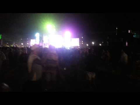 Tiësto - Alive Paradise (Krewella vs Dyro) @ UMF BA 2014