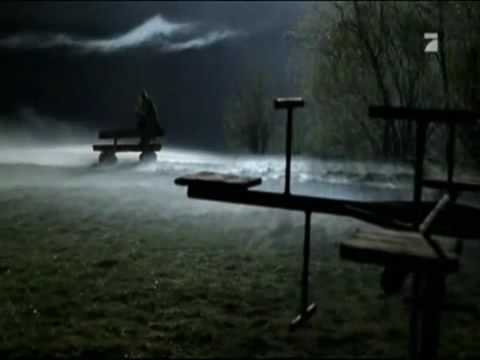 Film ausschnitt aus dem film 'Gonger' (Spielplatz)